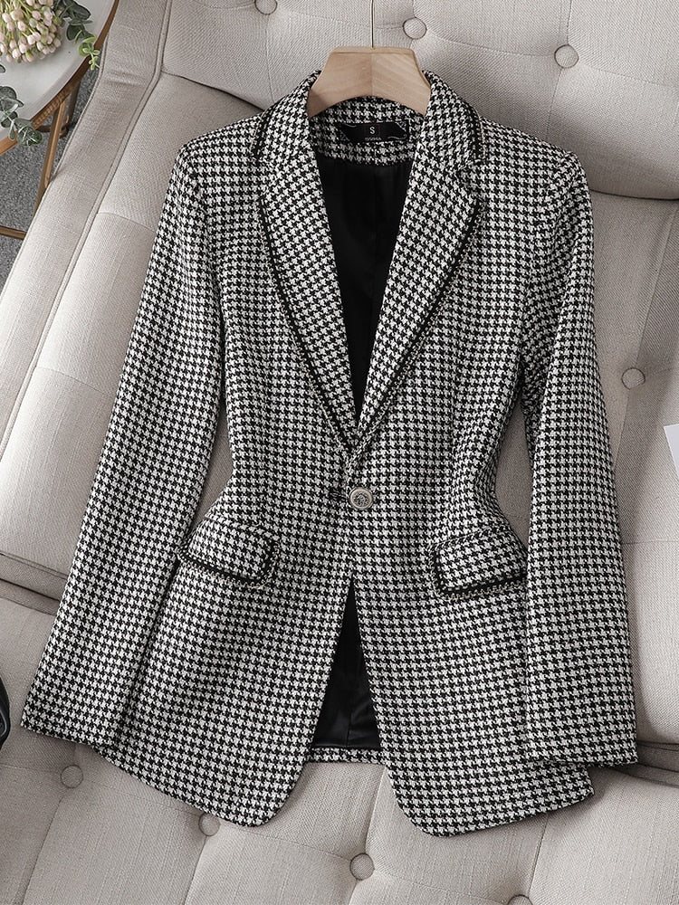 Black and white plaid blazer deals