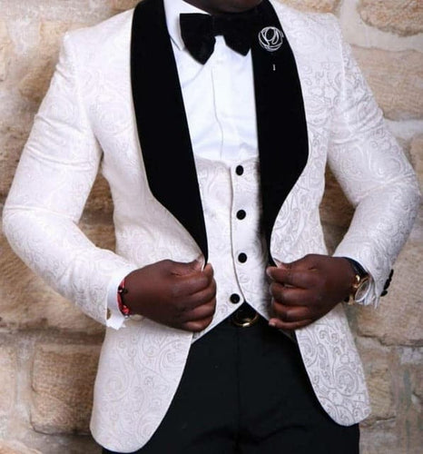 GQR SUITS Men's Fashion Wedding, Groomsmen, Prom & Stage Performer Tuxedo Suit Set - Divine Inspiration Styles