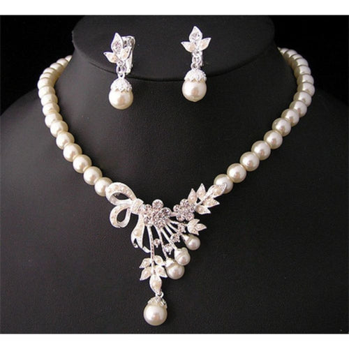 BELLA Design Women's Fine Fashion Vintage Bouquet of Flowers Rhinestones & Beads Pearl Jewelry Set