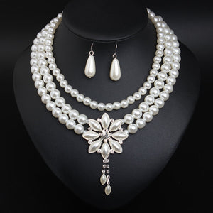BELLA Design Women's Luxury Style Fashion Vintage Flower & Beads Multi-Layer Pearl Flower Necklace & Earrings Set