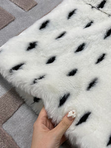 LAUTARO Women's Fine Fashion White & Black Dots Luxury Style Long Faux Fur Plush Coat Jacket - Divine Inspiration Styles