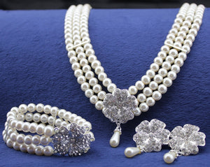 BELLA Design Women's Luxury Style Fashion Vintage Elegant Clover Leaves Multi-Layer Pearl Jewelry Set