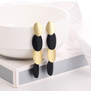 WBU Women's Fine Fashion Elegant Gold Tone Geometric Drop Earrings - Divine Inspiration Styles