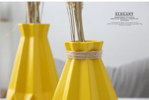 FREESON Elegant Diamond Mesh Design Porcelain Vases for Decorations - Divine Inspiration Styles