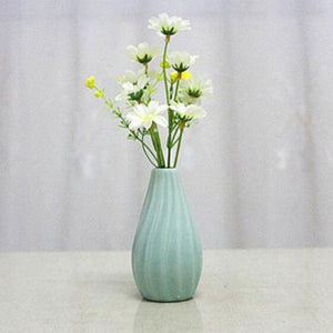 SOLEDI Ceramic Wavy Stripes Flower Vase for Home Decorations - Divine Inspiration Styles
