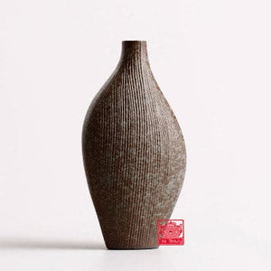 WISEAMONY Bold Retro Style Traditional Decor Vases for Home & Office Decorations - Divine Inspiration Styles